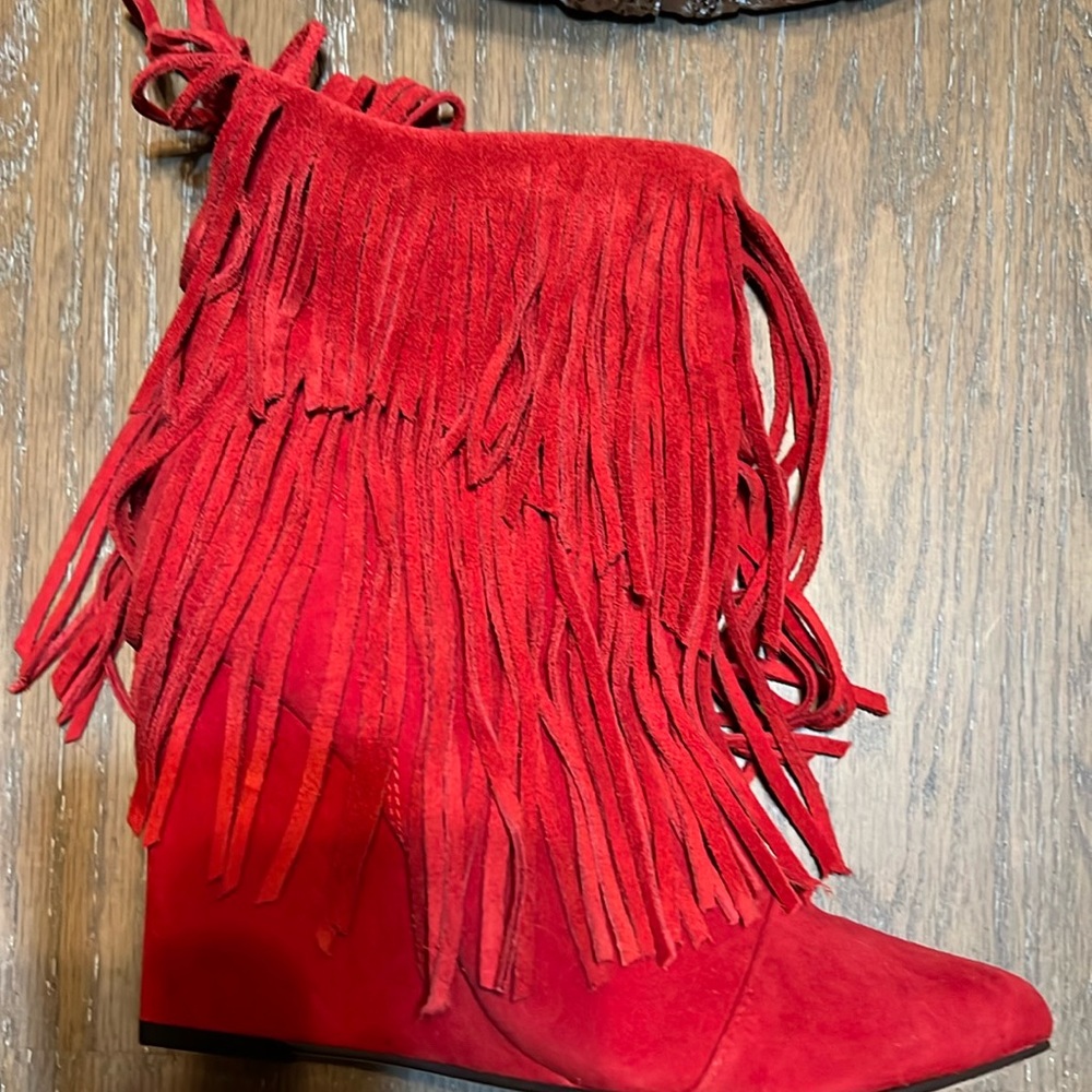 Liliana red Fringe Boots